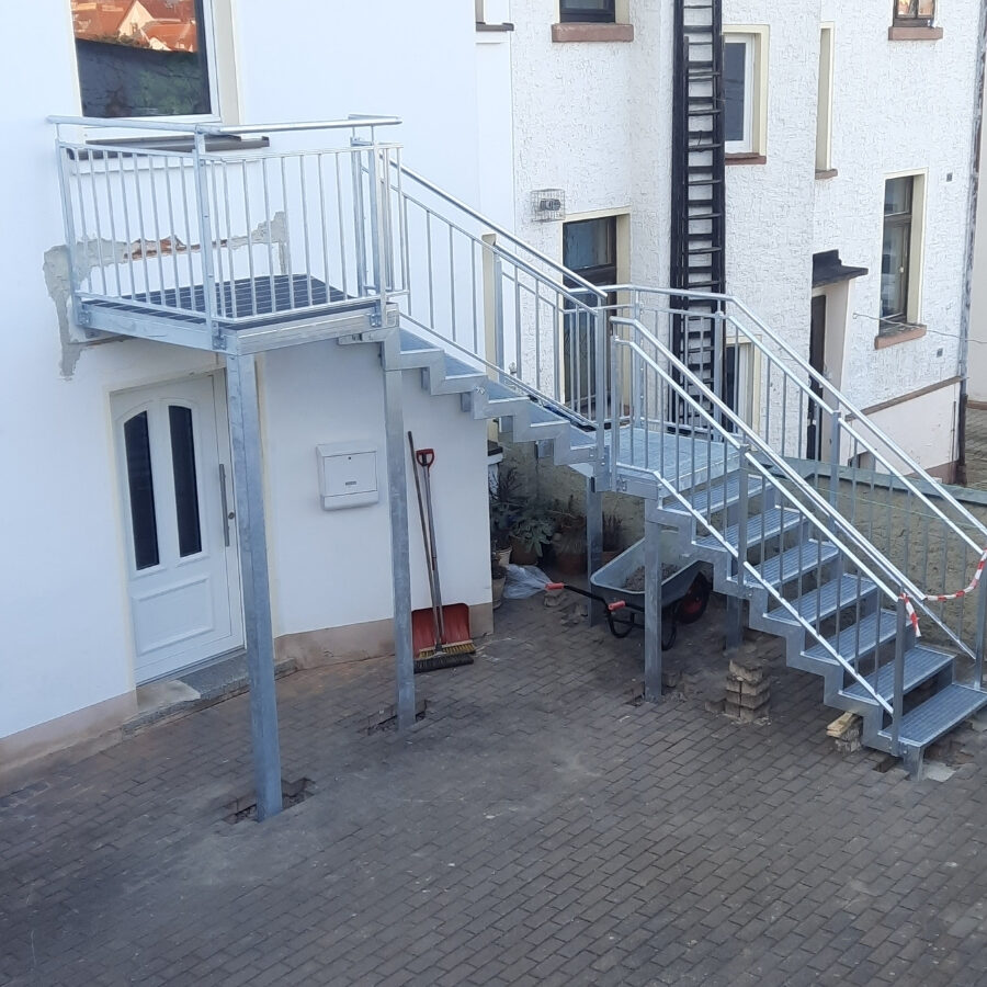 Außentreppe Köln für den Außenbereich Außentreppe Köln für den Außenbereich