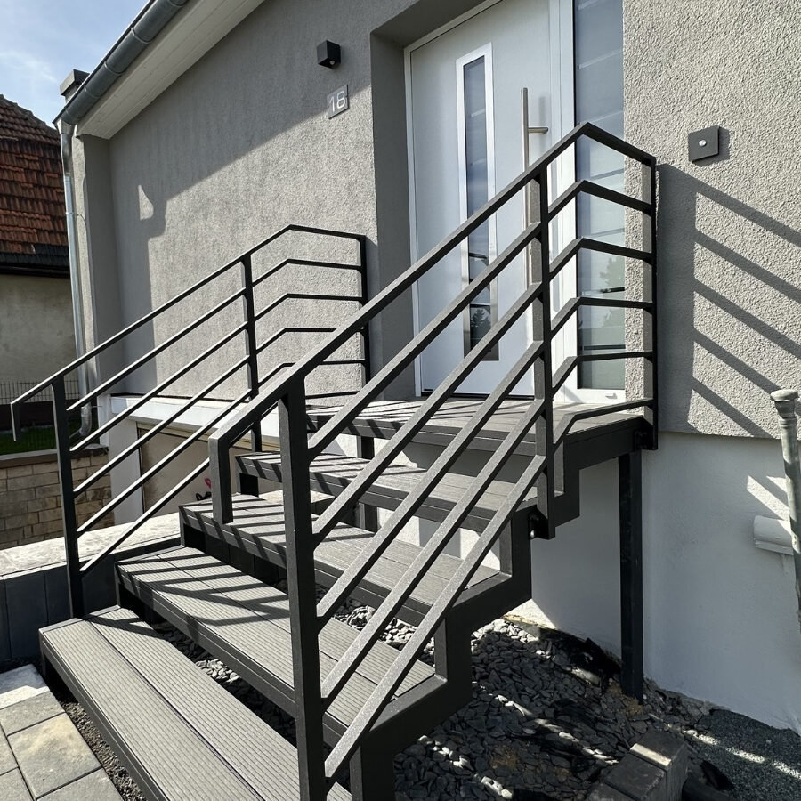 Außentreppe Stuttgart für Haus und Garten Außentreppe in Stuttgart mit moderner Konstruktion und stabilem Geländer