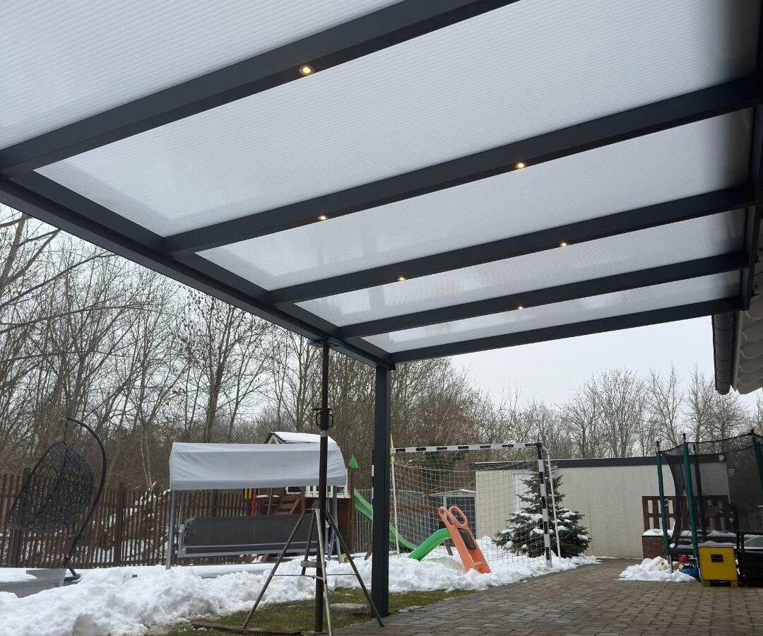 terrassenueberdachungen-hamm-polycarbonat Terrassenüberdachungen Hamm mit milchigem Polycarbonat und Aluminiumkonstruktion